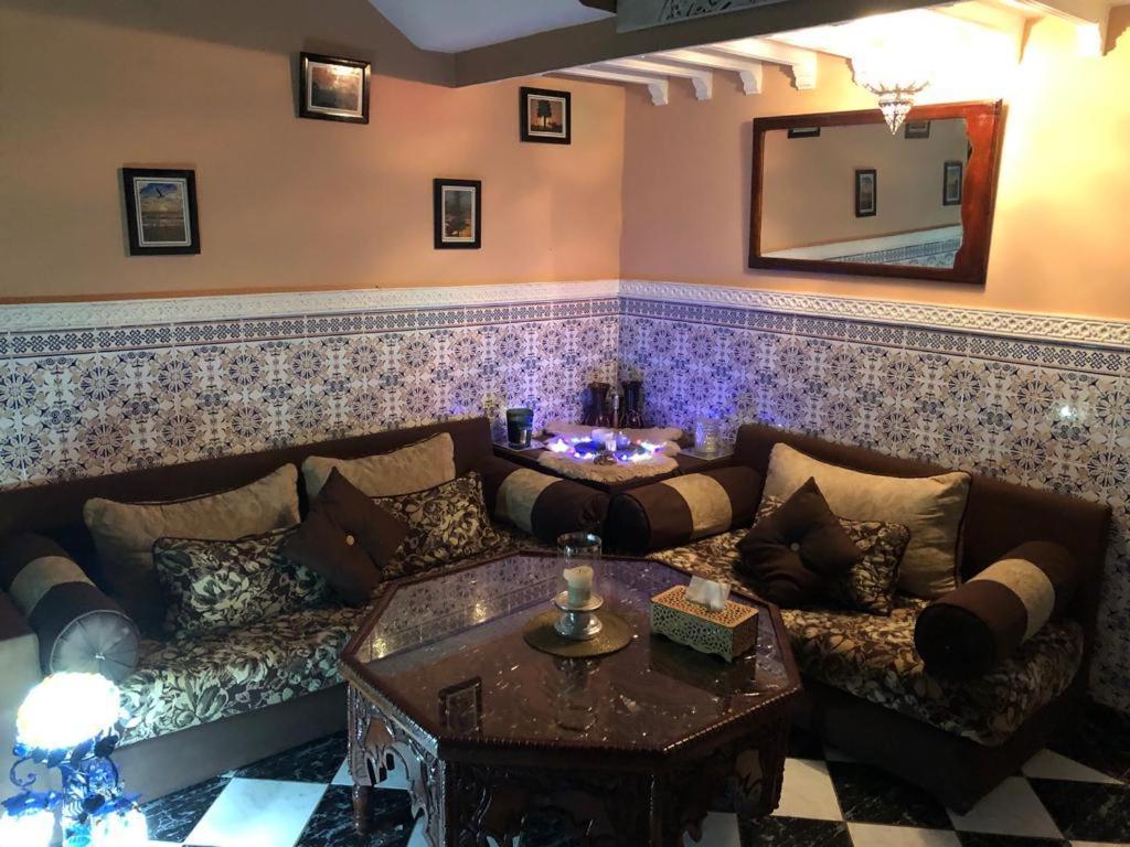 Riad Ramona Lqariya Seyaheya Marrakesh Værelse billede